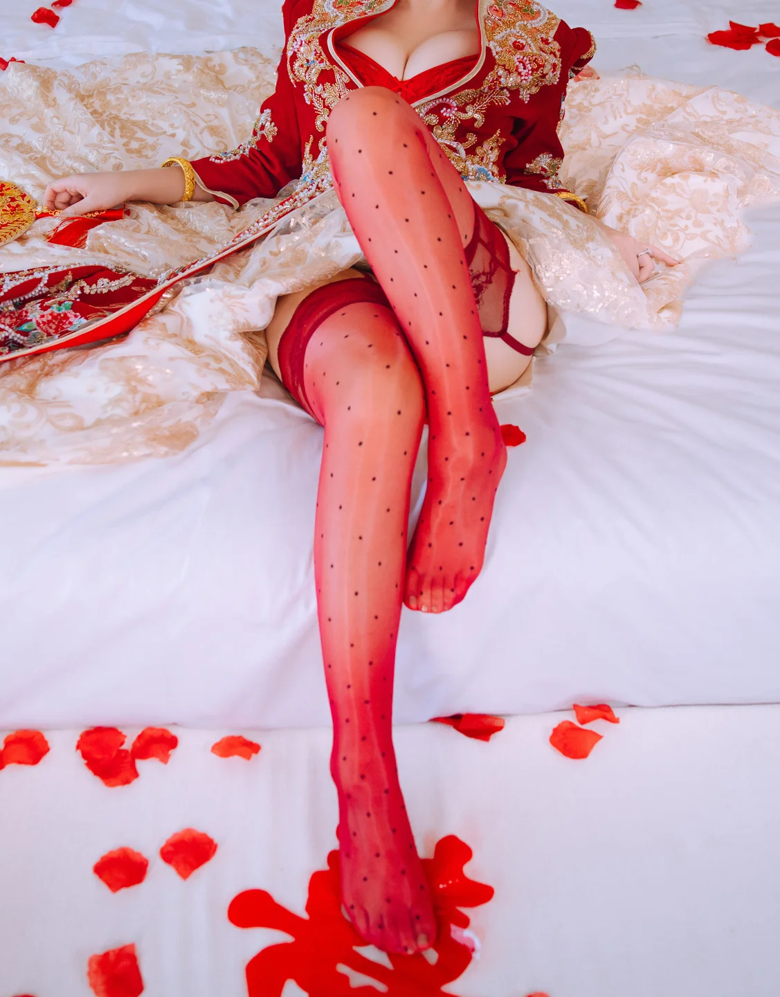 日奈娇 - 洞房花烛 [190P,5V-1.69GB]  tg@simisebaisi 【丝足阁】028.webp